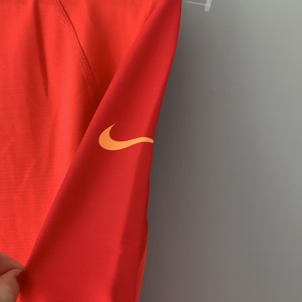 Nike Pro Hyperwarm Pullover Ember Glow/Peach Crea… - image 7